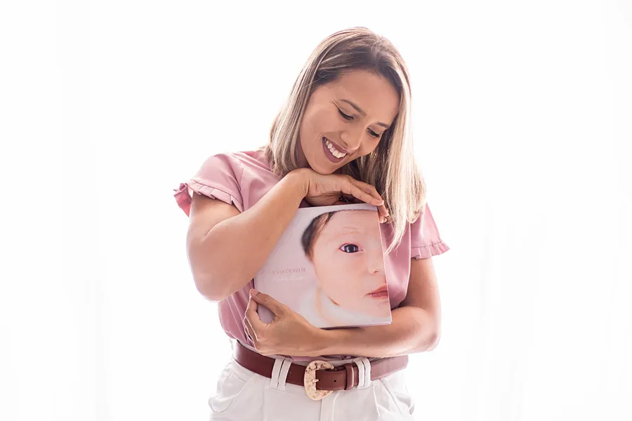 Um abraço em forma de álbum, fotografia da Antonucci Fotografia