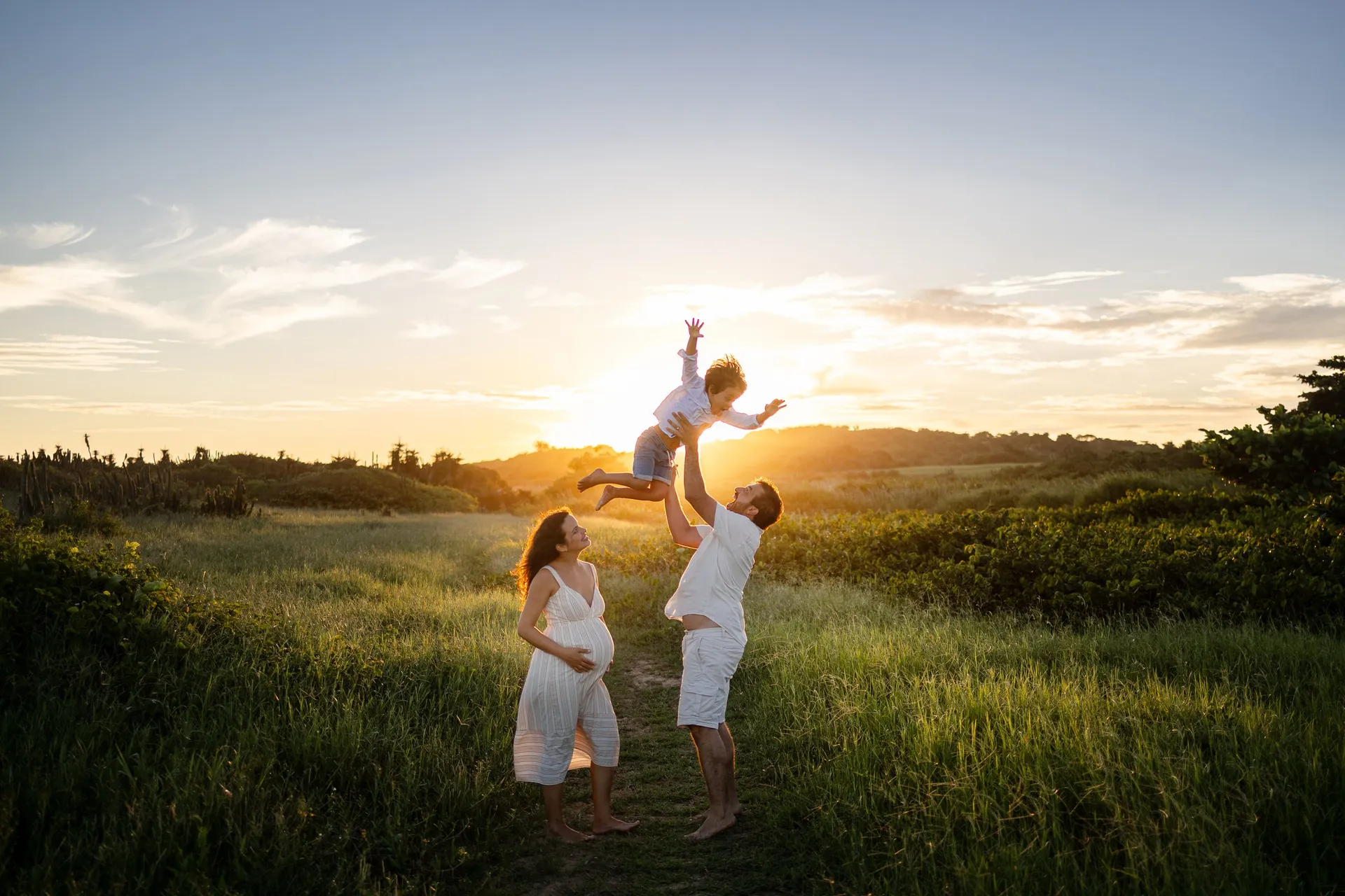 Família · pôr do sol, fotografia da Antonucci Fotografia